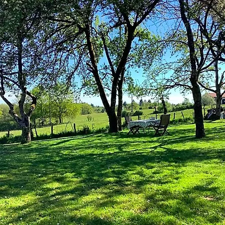 Nocleg ze śniadaniem Le Petit Grange Le Lindois